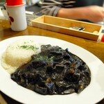⚫イカの墨煮conアロス