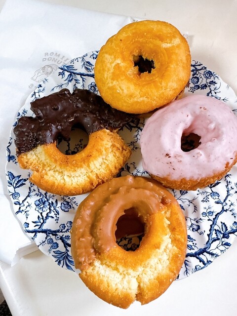 パン オールドファッション ドーナツ サミーザパティシエ スクイーズ パン オールドファッション ドーナツ サミーザパティシエ スクイーズ