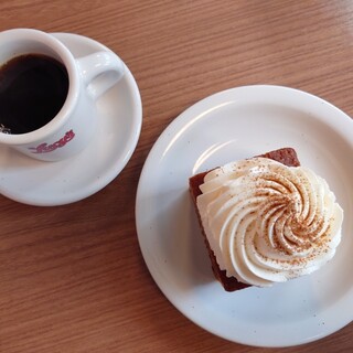 Lucy's Bakery & Kitchen_1