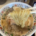 ラーメン屋　壱番亭 - 麺　アップ