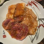 焼肉ホルモン人生大ちゃん - 盛り合わせのMIXホルモン