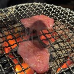 炭火焼ホルモン ぐう - 