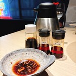 らむすけ - 〆のラーメン用 タレ、ごま油、ラー油、ほうじ茶