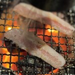 炭火焼ホルモン ぐう - 