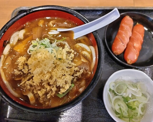 半田屋 水沢店 &ndash; 地元で愛される食堂の魅力とおすすめメニュー