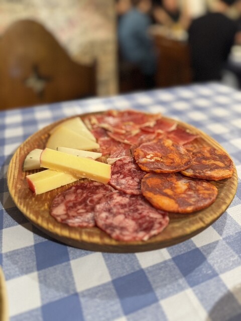 EL Castellano photo 4