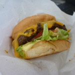 エスビーダイナー コウベ - チーズバーガー