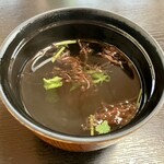 磯料理 かね八寿し - にぎり寿司やちらし寿司には、こちらのお吸い物が付いてきます