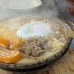 糸庄 - もつ煮込みうどん (玉子入り)