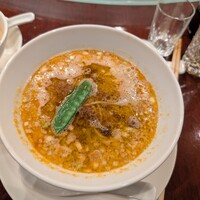 個室中華 頤和園 溜池山王店 - 