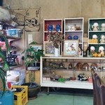 たんざん - 色んなモノがごちゃごちゃと置いてあります(笑)