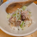 らーめん かねかつ - 肉ごはん