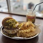 ヤチクロバーガー - 