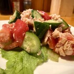 もっちゃん - トマトきゅうりツナサラダ