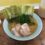 家系ラーメン まこと家 - 