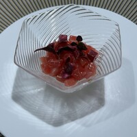 Takumi - 本マグロとビーツのタルタル