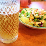 Saizeriya - 海老サラダとノンアルコールビール