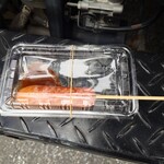 森本工房 - 料理写真:●美濃いびフランクフルト　400円

特製カレーソースは
カレーのスパイス感と酢の酸味
蜂蜜？の様な甘みを感じる

フランクフルトを引き立てる美味しさだった