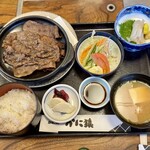 かに猿 - 和牛もも肉網焼き定食（1,800円）