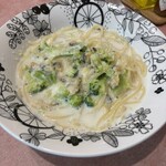 Bistro WAN - アサリとブロッコリーのチャウダー風