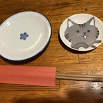 居酒屋 さち呼 - 可愛いねこの醤油差し