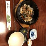 うを正 - 石焼が特徴のうな丼