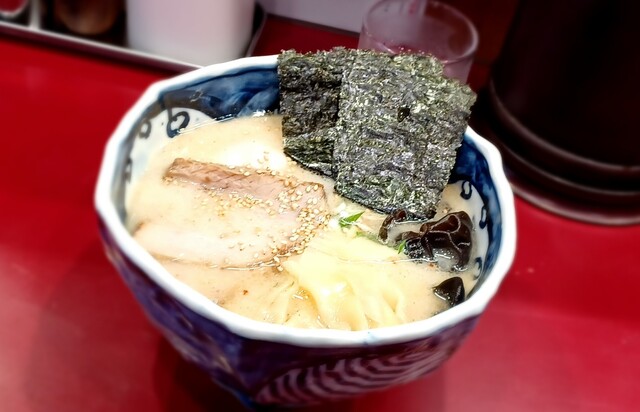 Men to Kozara Seika photo 2