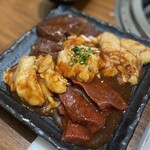 炭火焼肉 牛和鹿 - ホルモン５種盛り