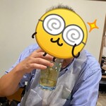 炭火焼肉 牛和鹿 - ＰＰ登場。酎ハイ類は、コップちっちゃい。ＰＰが大きいからコップが小さく見えるわけじゃない。大人だけの会の時は飲み放題が付いている方が良いと思われます。