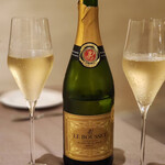 ラ・トリロジー - 