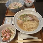 豚骨清湯・自家製麺 かつら - 