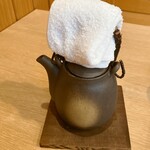 旬彩よこ川 - 鯛茶漬け用の出汁（お茶）さんでーす。