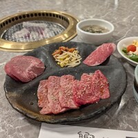 川崎名物 炭火焼肉 食道園 -  川崎名物 炭火焼肉 食道園 -