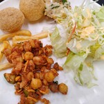 パミールマート - パニプリ、パニプリの中に入れるポテト、サラダ、チャットパット、フライドポテト