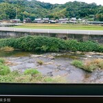 本格手打ちうどん もり - 窓から見える風景。和む……