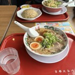 ラーメン魁力屋 - 料理写真: