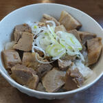 らーめん 双葉 - チャーシューご飯アップ