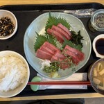 創業二百三十年食堂 - 料理写真:極上生本マグロ定食
