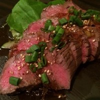 SATOブリアン 本店 - 目の前で焼いてくれるお肉は美味しい♪
                お肉の味がして良かった♪