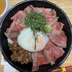 あか牛食堂よかよか - あか牛丼 ご飯大盛り 2585円