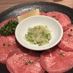 ユッケ 焼肉 生サムギョプサル 手打ち冷麺 ハヌリ 渋谷本店 - 