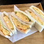 珈琲専門店 風見鶏 - 出来たて卵焼きで温かい