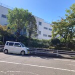 中華四川料理 鳳琳 - 対面は広島市立吉島小学校です