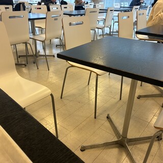Cafeteria 若葉_2