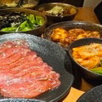 ホルモン焼肉 富や 栄店 - 