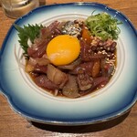 炉端焼き酒場　一心 - 海鮮ユッケ