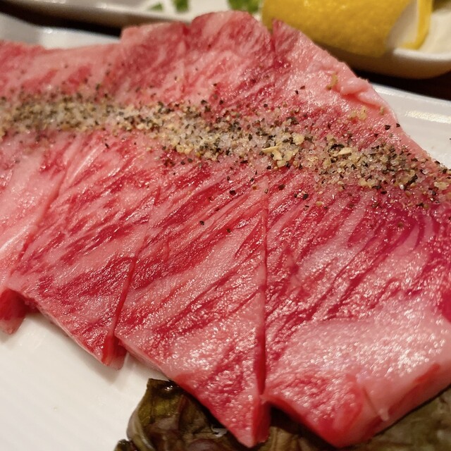 焼肉 こ もつ