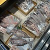 釜鶴ひもの店 本店