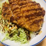 三角庵 - ソース海老カツカレー。