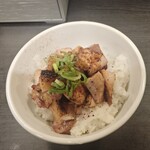 横浜中華そば 維新商店 - 